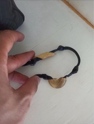 Borsa nera Fendi vintage con pasta oro