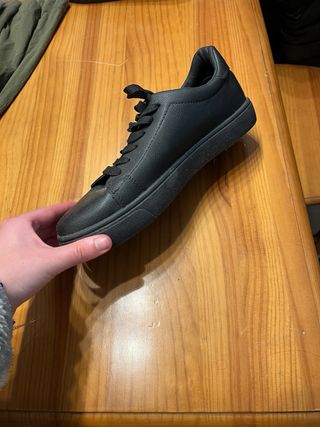 Zapatos básicos negros