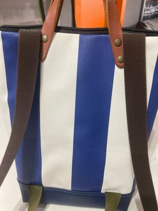 Mochila Daniel Chong Rayas Azul y Amarillo