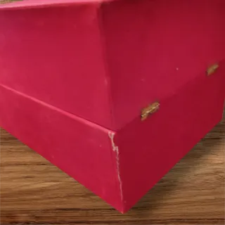 Scatola portaoggetti in velluto rosso