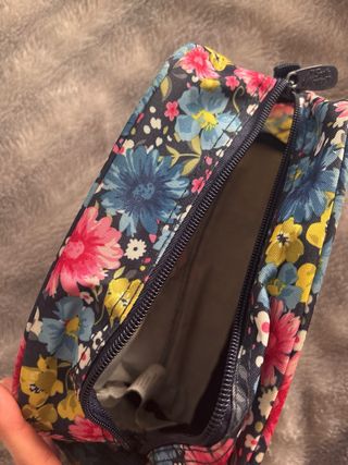 mochila de clase con neceser a conjunto