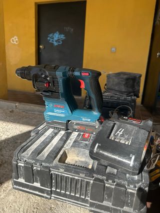 Taladro percutor Bosch Profesional