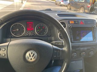 VOLKSWAGEN TIGUAN 2.0 TDI