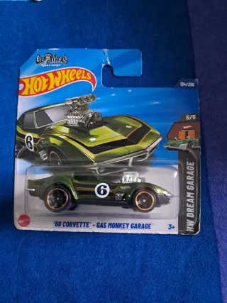 Hot Wheels '68 Corvette Gas Monkey Garage