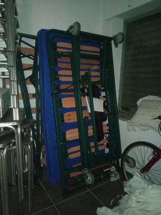 Cama articulada fuerte con colchón