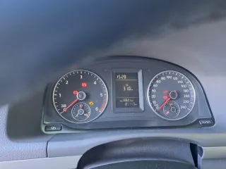 Volkswagen Touran 2011
