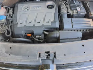 Volkswagen Touran 2011