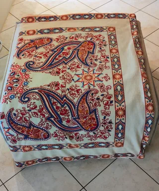 Coperta calda in pile fantasia paisley