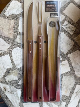 Set Tramontina cuchillo tenedor pinza barbacoa