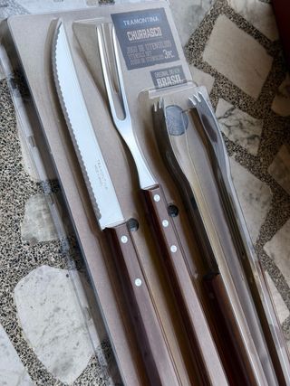 Set Tramontina cuchillo tenedor pinza barbacoa