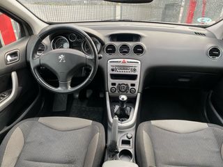Peugeot 308 2012