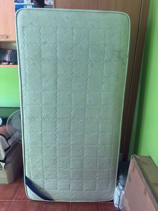 2 Televisores Samsung + Colchón