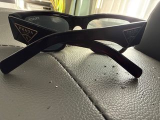 Gafas de sol Prada negras