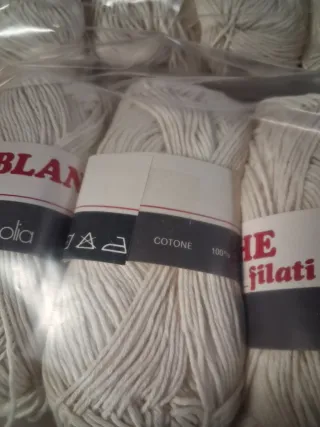 10 Gomitoli Cotone N.3 Colore Latte gr. 50