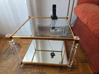 Mesa de centro cristal y metal dorado