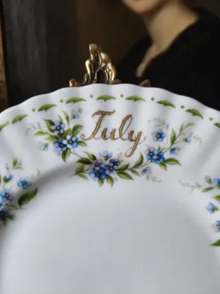 Piatto Royal Albert July