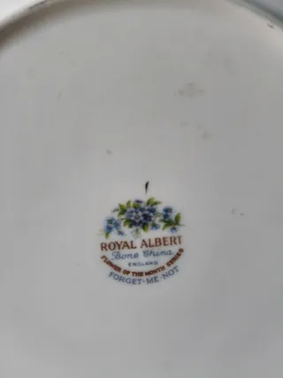 Piatto Royal Albert July