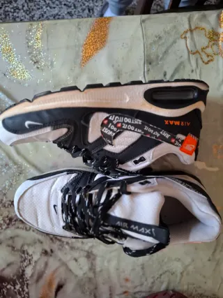 Nike Air Max Zapatillas Negras y Blancas