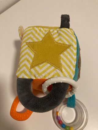 Cubo actividades bebé de tela