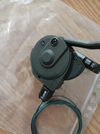 Maneta Izquierda Shimano CUES 2 Velocidades