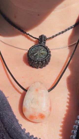 Colgante Piedra Sol Natural caramelo