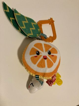 Set colgadores bebé frutas