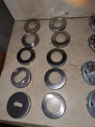 Manillas de acero inoxidable