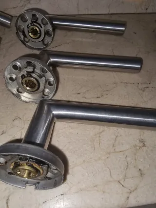 Manillas de acero inoxidable