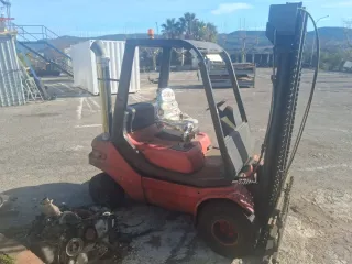 Carretilla elevadora Linde esta averiado