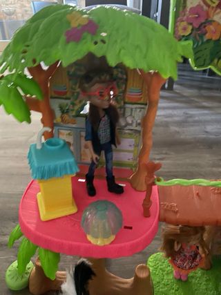 Colección Enchantimals Casa Árbol Café