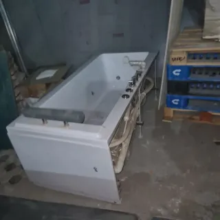 Bañera Jaecuzzi Acrílico Blanca