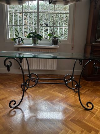 Mesa comedor de diseño hierro forjado y vidrio