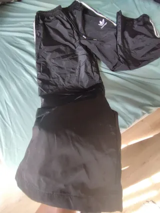 Pantalón Adidas parachute
