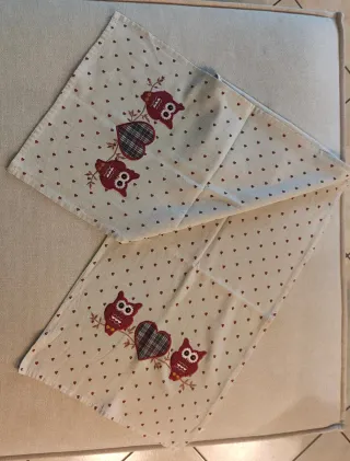 Runner con gufi e cuori