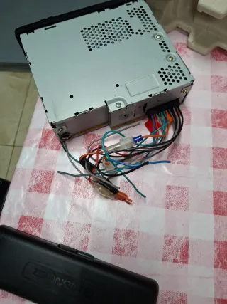 Radio Coche Pioneer KEH-P1010R