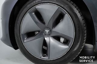 Tesla Model 3 Gran Autonomía AWD