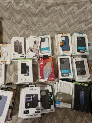 Lote +120 Fundas iPhone Variadas