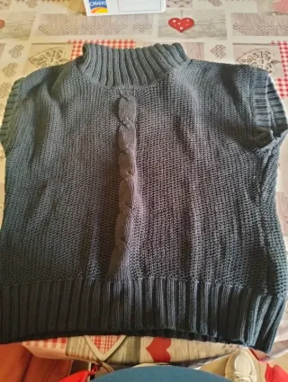 Chaleco punto cuello alto