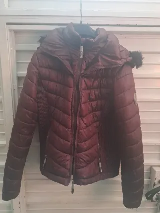 Chaqueta granate niña