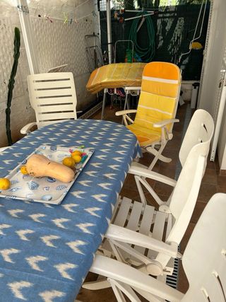 Conjunto Mesa y Sillas Exterior Con sombrilla