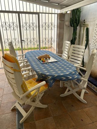 Conjunto Mesa y Sillas Exterior Con sombrilla