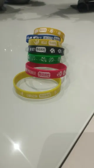 Pulseras Rebelde (varios colores)