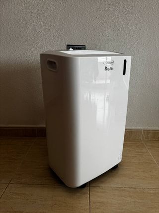 DeLonghi Pinguino PAC EM77 Aire Acondicionado Port