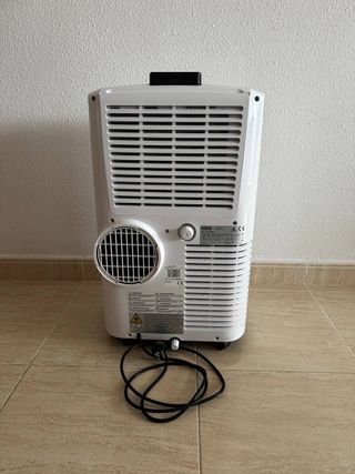 DeLonghi Pinguino PAC EM77 Aire Acondicionado Port