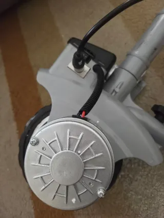 Rueda de apoyo eléctrica para remolque