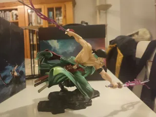 Figura Zoro One Piece Gran Tamaño
