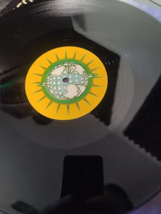 D-Stressed - Fly To The Sun