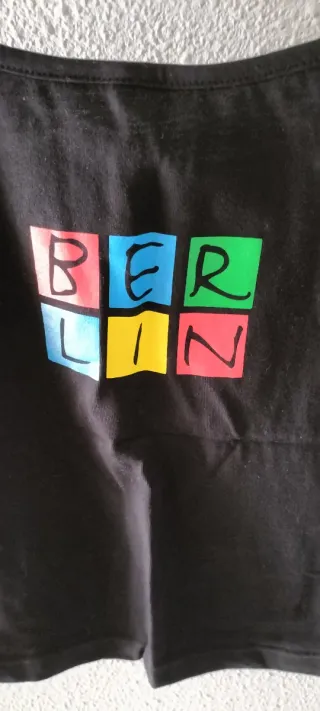 Camiseta tirantes negra BERLIN multicolor