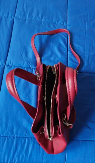 Bolso rojo sin estrenar