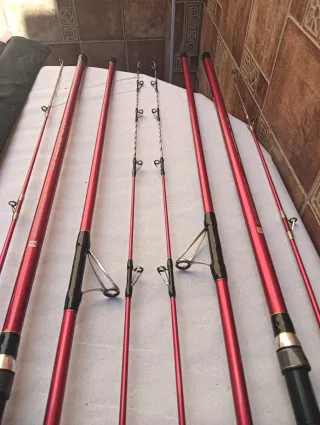 Cañas de pescar Zun Zun rojas